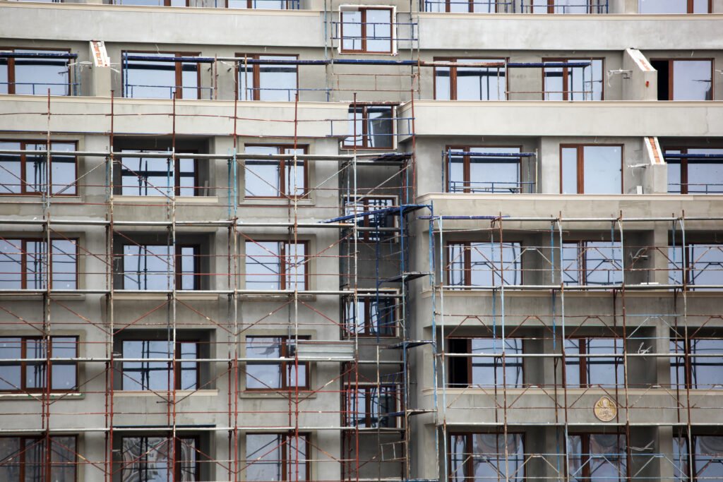 External wall insulation. Renovation of a new building