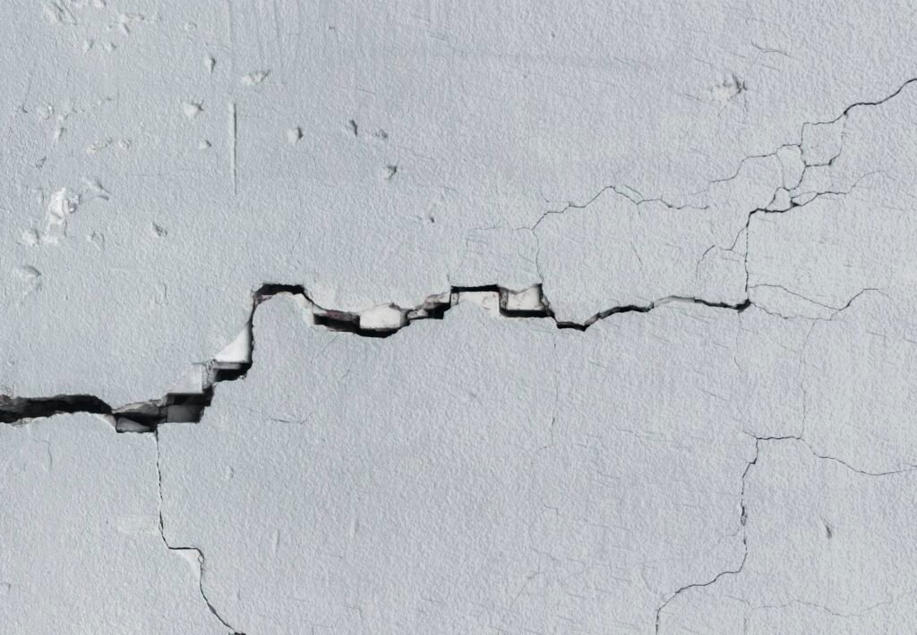 Wall with cracks