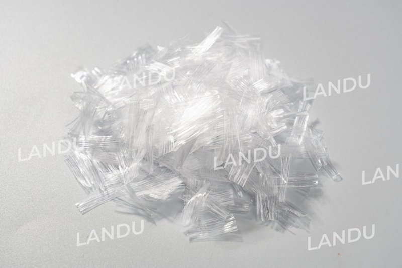 LANDU-NOVASTAR-Fibriliuotas-PP-produktas-mikropluoštas