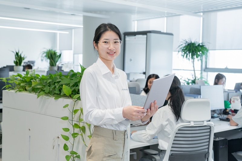 Personal de marketing profesional de LANDU